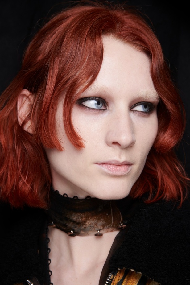 اطلالات جمالية من مجموعة Roberto Cavalli لخريف وشتاء 2024