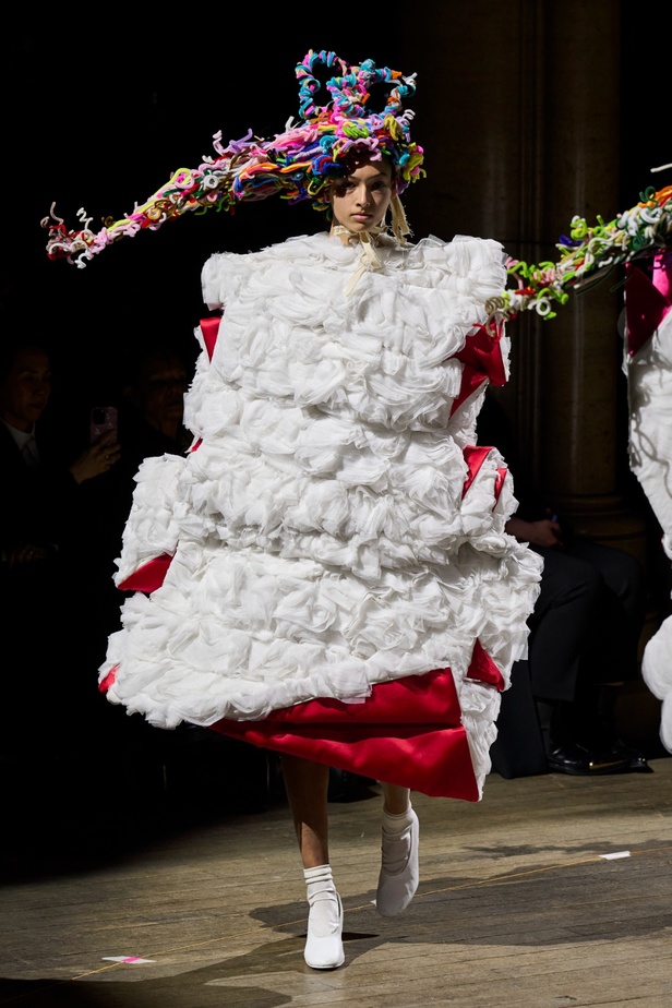 مجموعة Comme des Garçons لخريف وشتاء 2023-2024