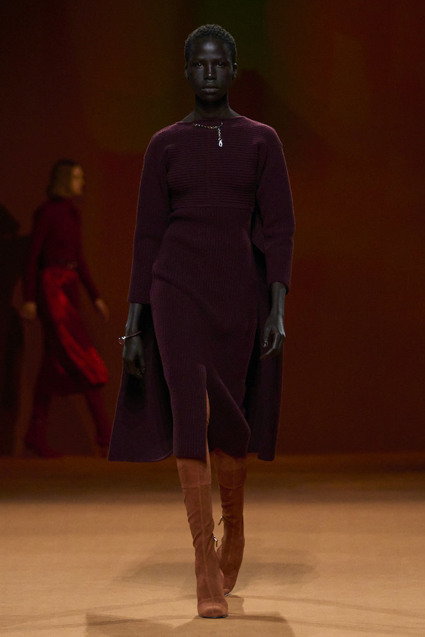 من مجموعة هرمس لموسم خريف وشتاء 2023-2024