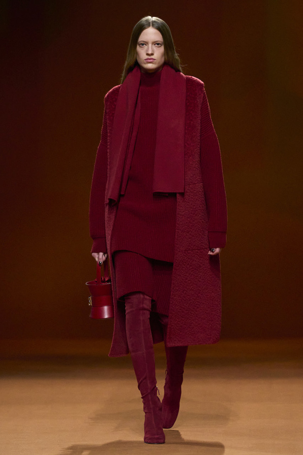 من مجموعة هرمس لموسم خريف وشتاء 2023-2024