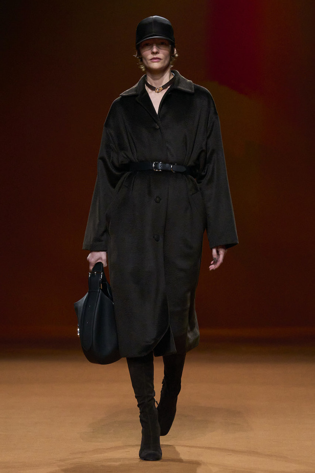 من مجموعة هرمس لموسم خريف وشتاء 2023-2024