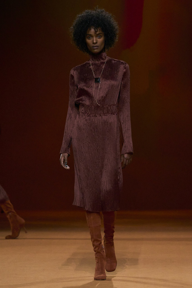 من مجموعة هرمس لموسم خريف وشتاء 2023-2024