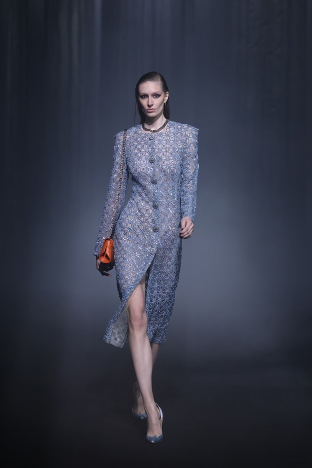 تباين الليل والنهار في مجموعة جورج حبيقة لخريف وشتاء 2023-2024 