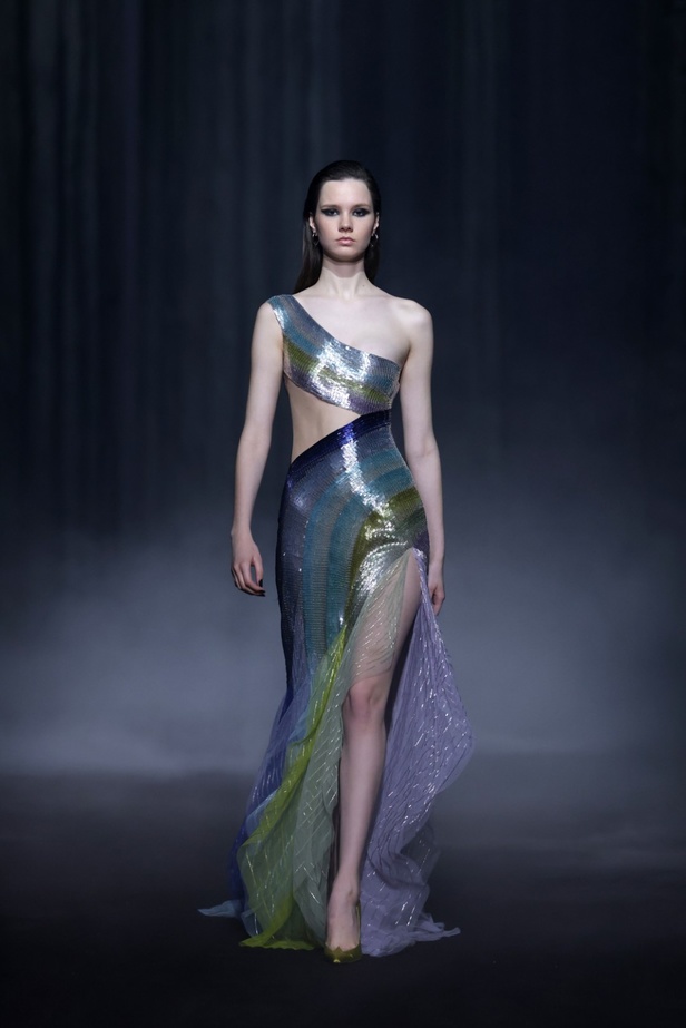 تباين الليل والنهار في مجموعة جورج حبيقة لخريف وشتاء 2023-2024 