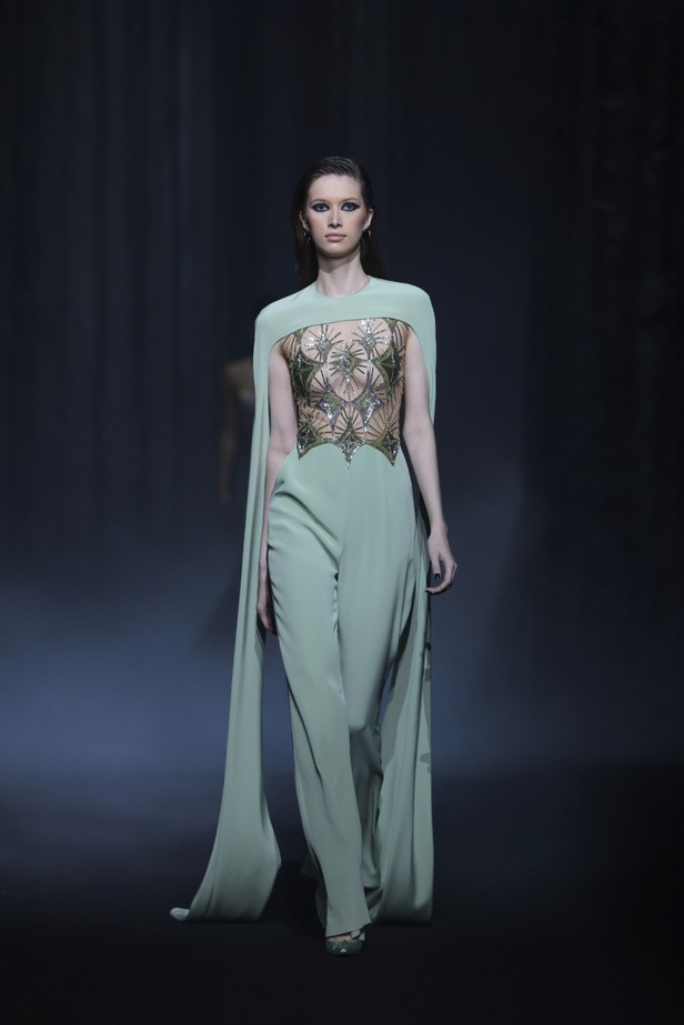 تباين الليل والنهار في مجموعة جورج حبيقة لخريف وشتاء 2023-2024 