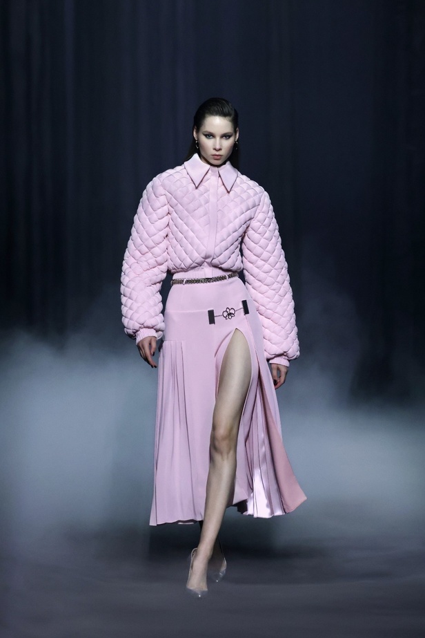 تباين الليل والنهار في مجموعة جورج حبيقة لخريف وشتاء 2023-2024 