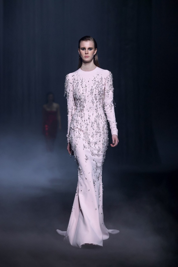 تباين الليل والنهار في مجموعة جورج حبيقة لخريف وشتاء 2023-2024 