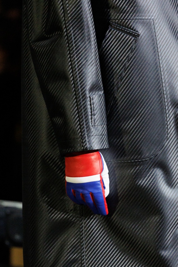 Louis Vuitton تحتفل بالأسلوب الفرنسي في مجموعة خريف وشتاء 2023-2024