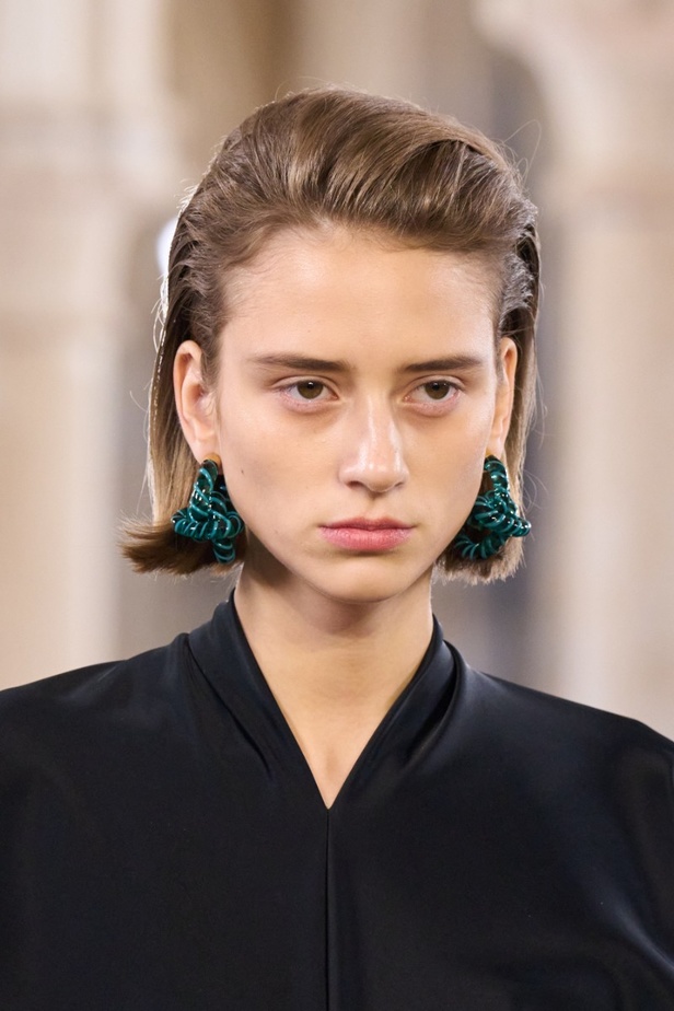 اطلالات جمالية من مجموعة Lanvin لموسم خريف وشتاء 2024