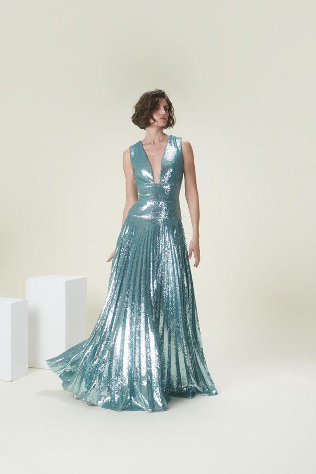 مجموعة رامي العلي لموسم خريف وشتاء 2023 – 2024.. خطوط إبداعية بين الموضة والفن