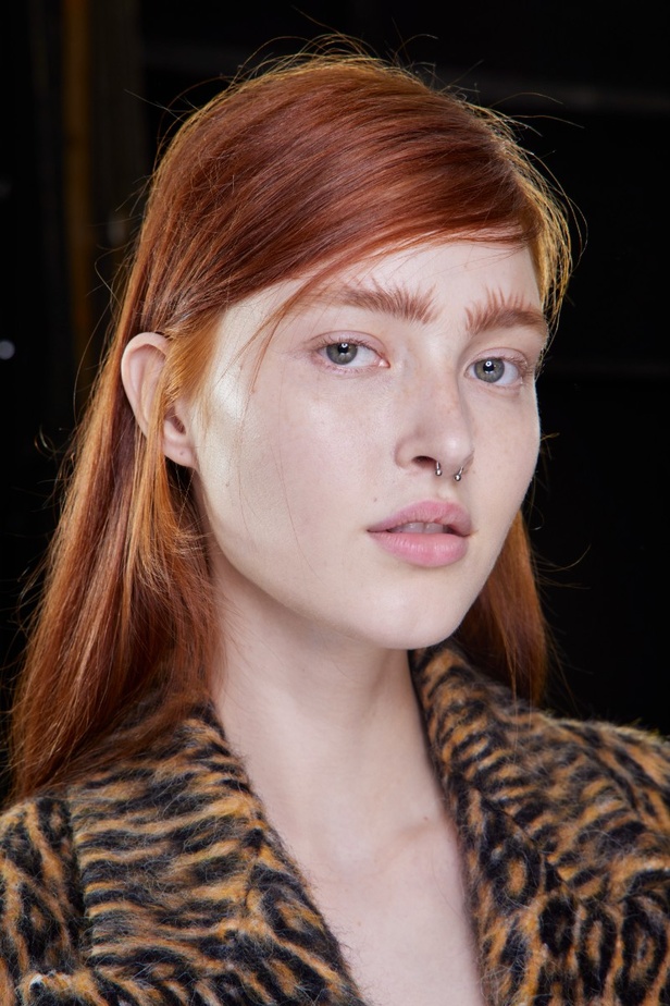 اطلالات جمالية من مجموعة MSGM لخريف وشتاء 2023-2024