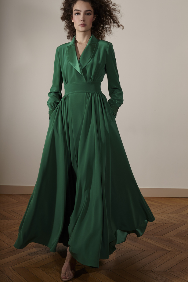 مجموعة Alexis Mabille لموسم خريف وشتاء 2024 في باريس