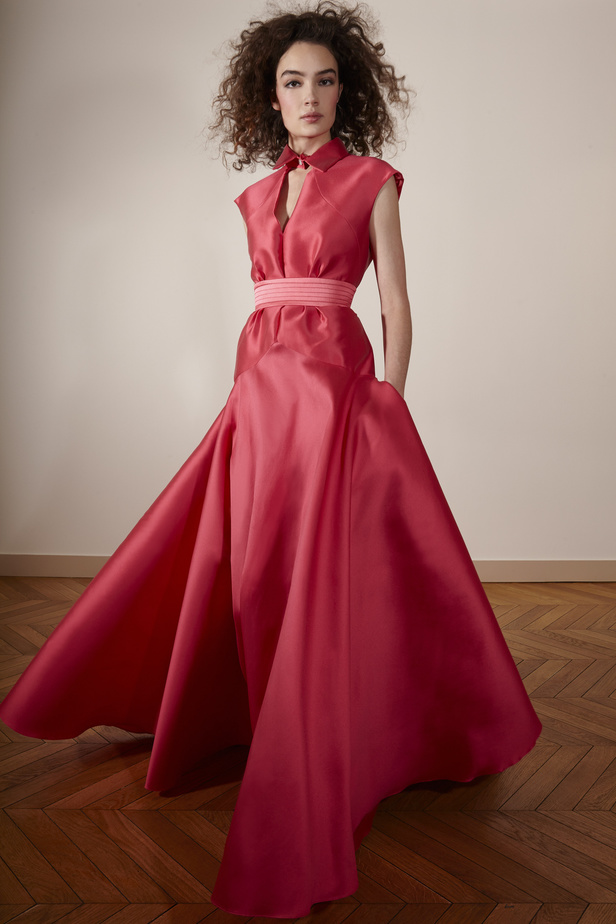 مجموعة Alexis Mabille لموسم خريف وشتاء 2024 في باريس