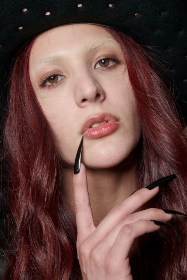 Philipp Plein يعود إلى ميلان بمجموعة خريف وشتاء 2023-2024 بعنوان Chrome Cowboy