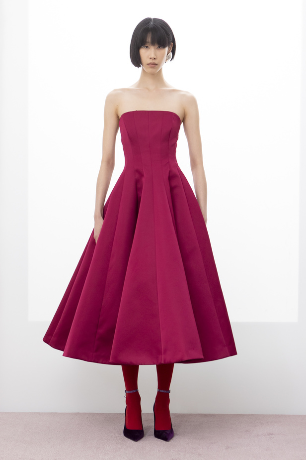 مجموعة Rochas لخريف وشتاء 2024 في باريس