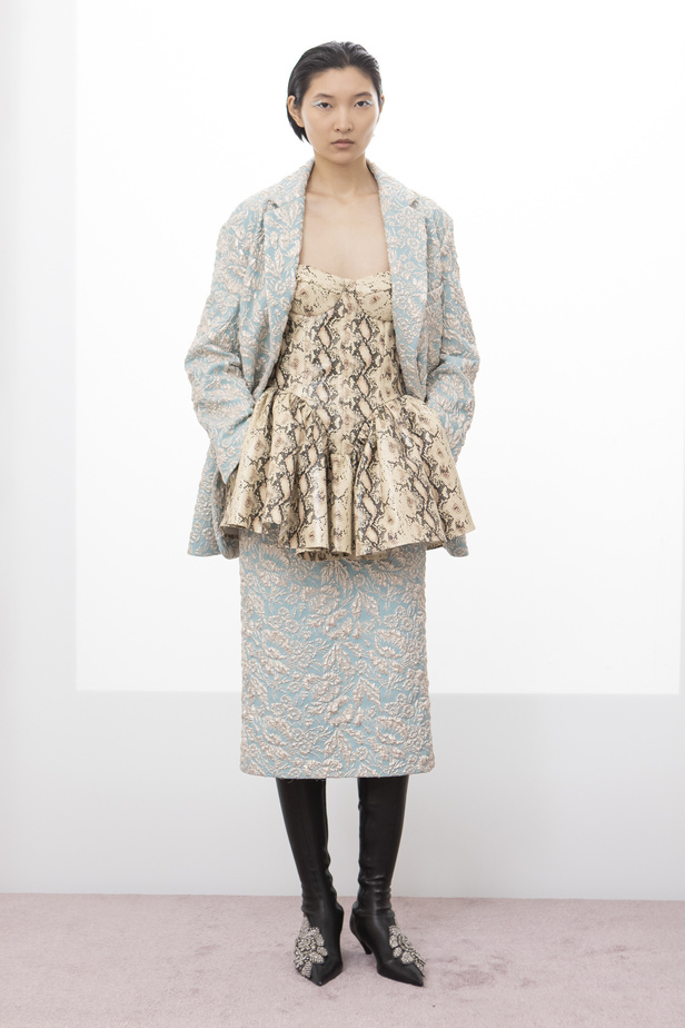 مجموعة Rochas لخريف وشتاء 2024 في باريس