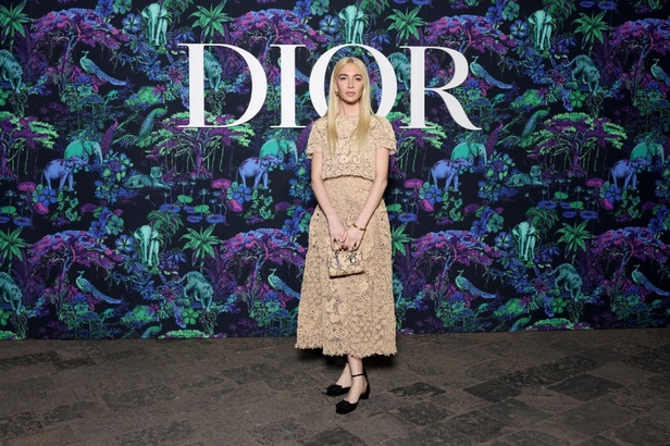 5 أمور اكتشفيها عن مجموعة ديور Dior لخريف 2023 في مومباي
