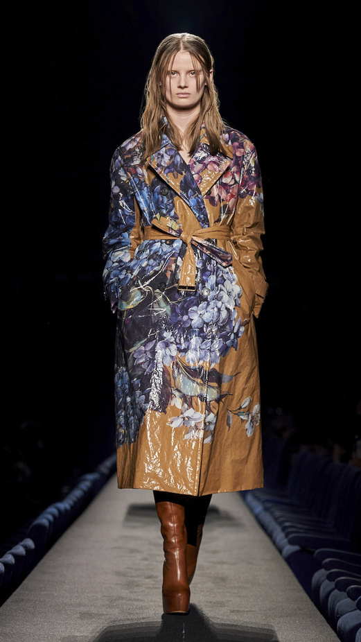 مجموعة Dries Van Noten لموسم خريف وشتاء 2023-2024