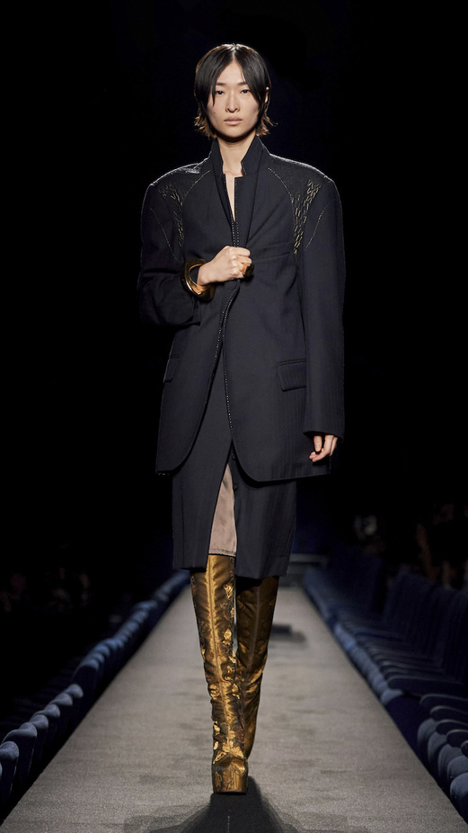مجموعة Dries Van Noten لموسم خريف وشتاء 2023-2024