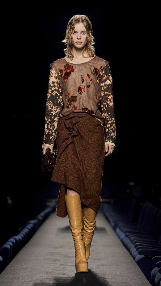 مجموعة Dries Van Noten لموسم خريف وشتاء 2023-2024