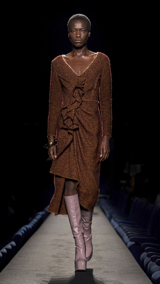 مجموعة Dries Van Noten لموسم خريف وشتاء 2023-2024