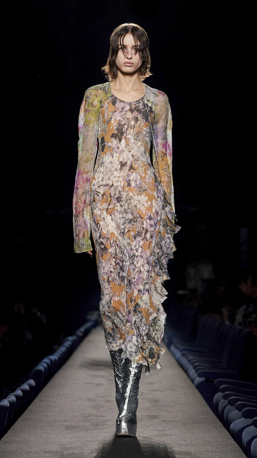 مجموعة Dries Van Noten لموسم خريف وشتاء 2023-2024