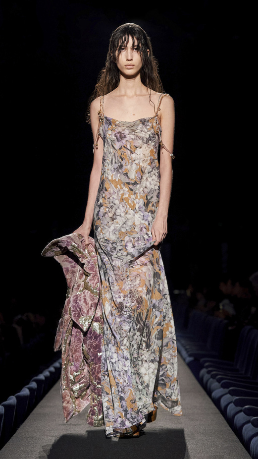 مجموعة Dries Van Noten لموسم خريف وشتاء 2023-2024