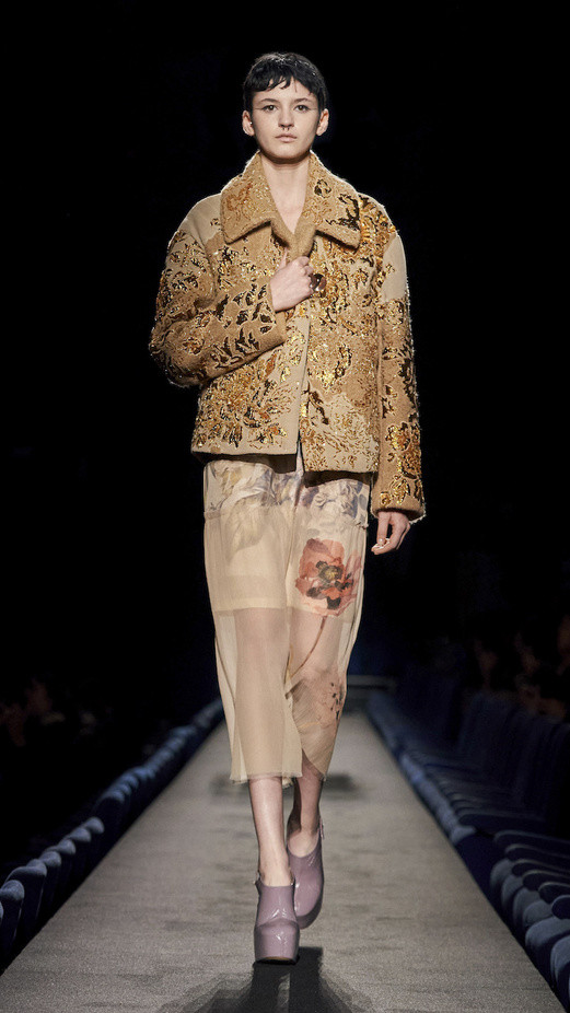 مجموعة Dries Van Noten لموسم خريف وشتاء 2023-2024