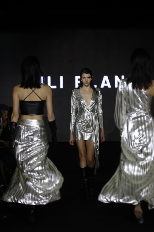 Lili Blanc استهلت خطوتها العالمية بعرض مجموعة Flamme Femme في باريس