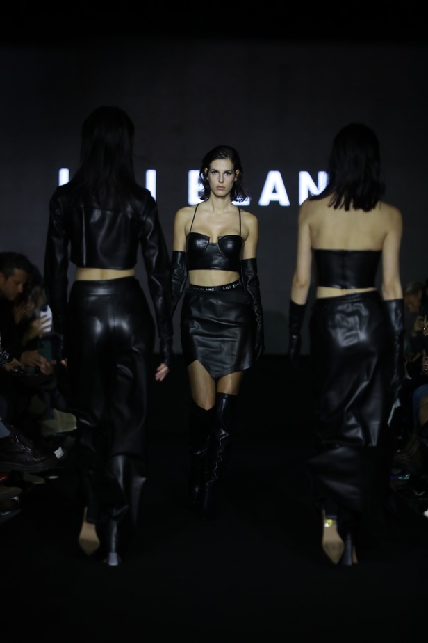 Lili Blanc استهلت خطوتها العالمية بعرض مجموعة Flamme Femme في باريس