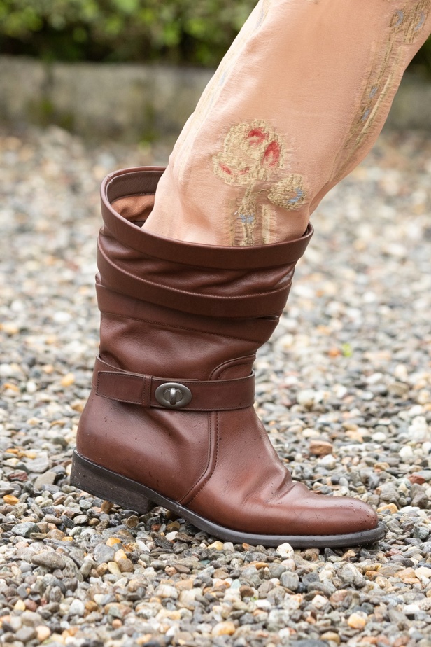 لويس فويتون تقدّم مجموعة Cruise 2024 بأجواء خيالية في إيزولا بيلا 