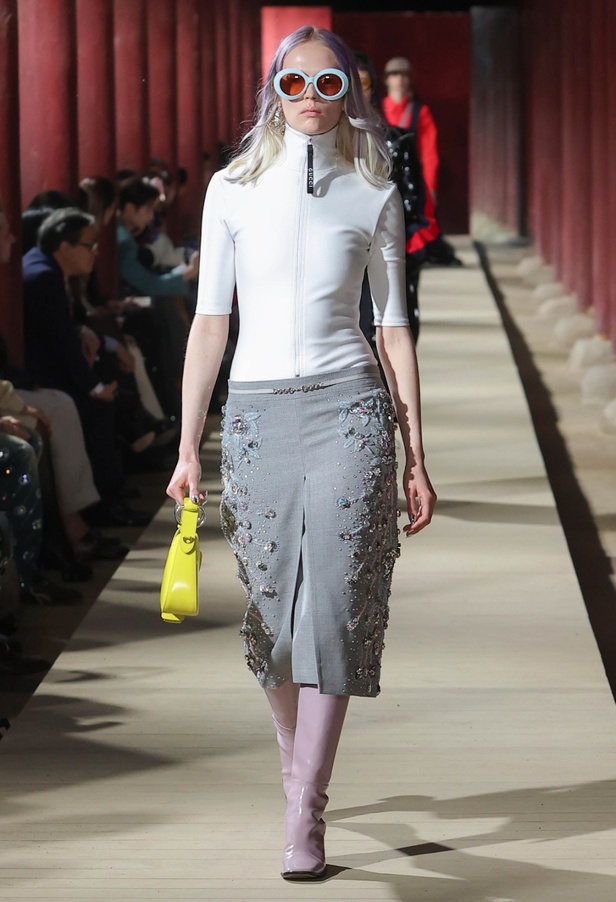 مجموعة Gucci Cruise 2024 تأخذنا إلى سيول في رحلة تجمع بين الأناقة والتراث 