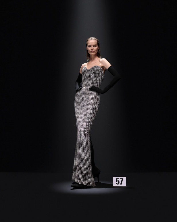 مجموعة Balenciaga لموسم خريف 2024