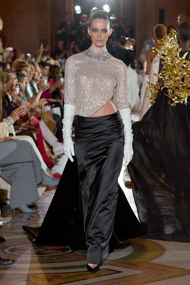 مجموعة Stéphane Rolland لخريف وشتاء 2024 تكرّم ماريا كالاس 