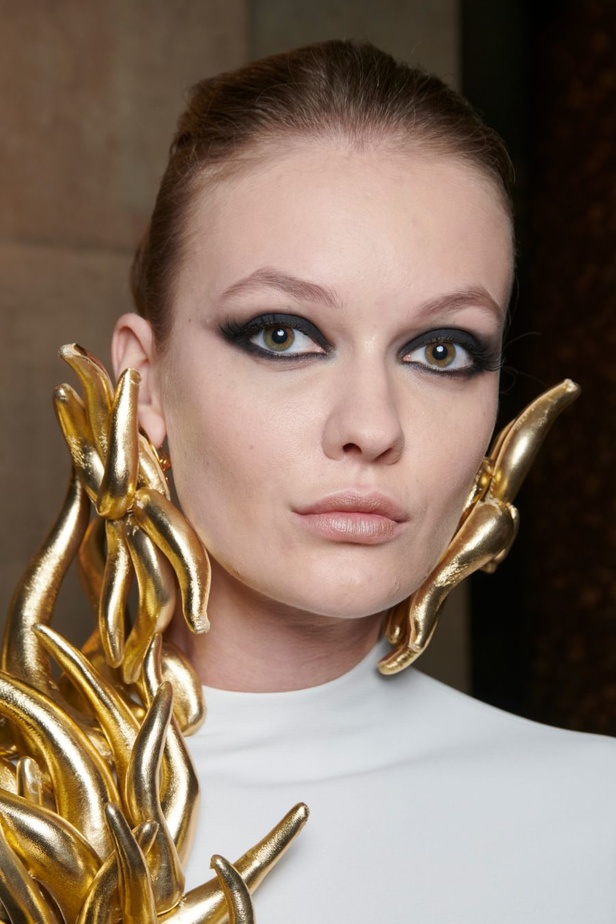 مجموعة Stéphane Rolland لخريف وشتاء 2024 تكرّم ماريا كالاس 