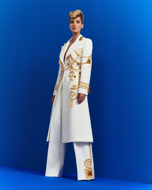 قزي وأوسطا يقدمان مجموعة "الربيع المقدس" لخريف وشتاء 2023-2024 للأزياء الراقية