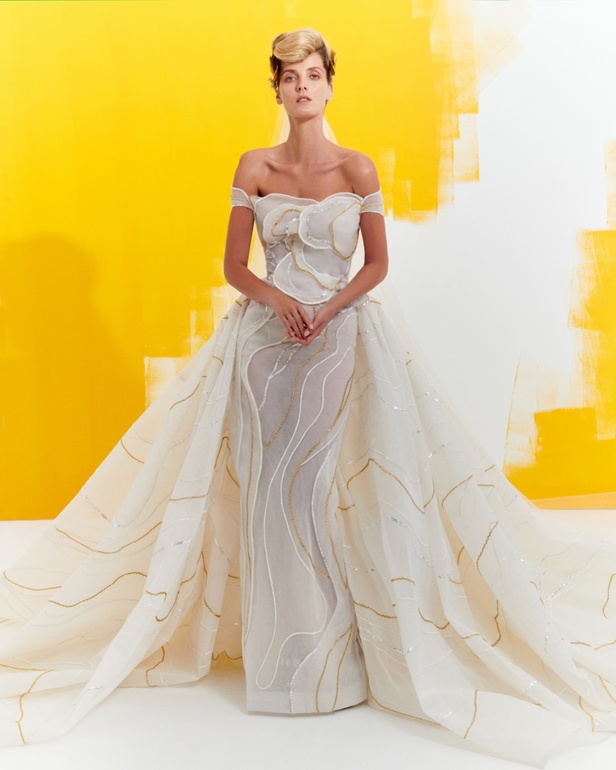 قزي وأوسطا يقدمان مجموعة "الربيع المقدس" لخريف وشتاء 2023-2024 للأزياء الراقية