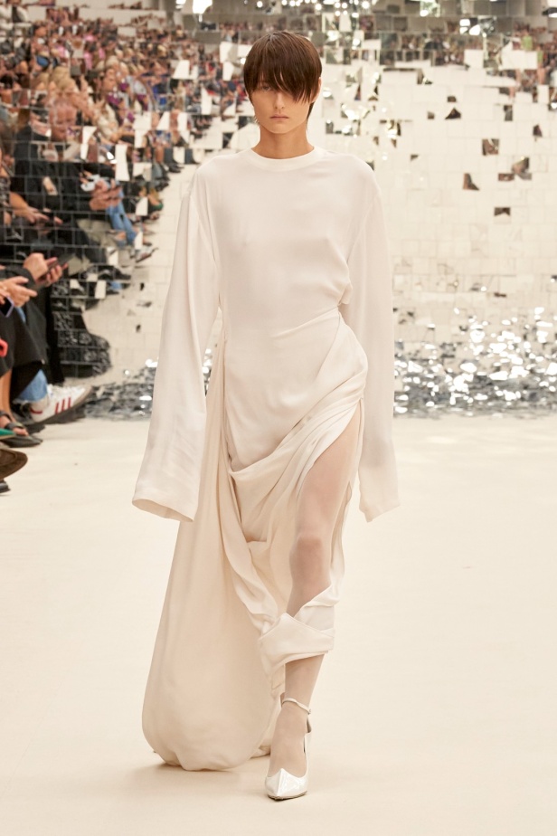 مجموعة Acne Studio لربيع وصيف 2024