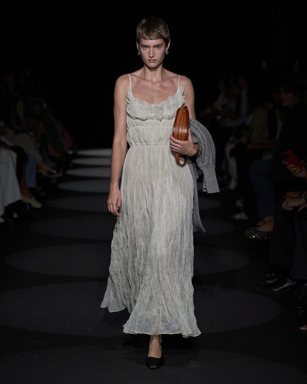 مجموعة Altuzarra لربيع وصيف 2024 في نيويورك