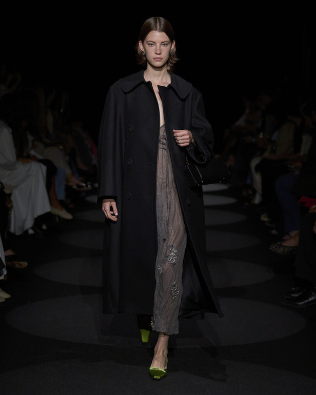 مجموعة Altuzarra لربيع وصيف 2024 في نيويورك