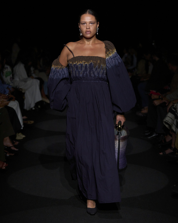 مجموعة Altuzarra لربيع وصيف 2024 في نيويورك