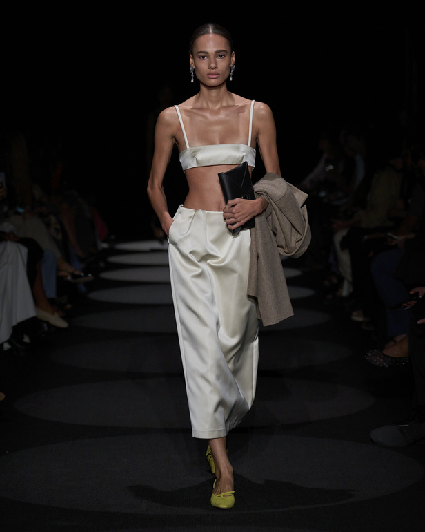 مجموعة Altuzarra لربيع وصيف 2024 في نيويورك