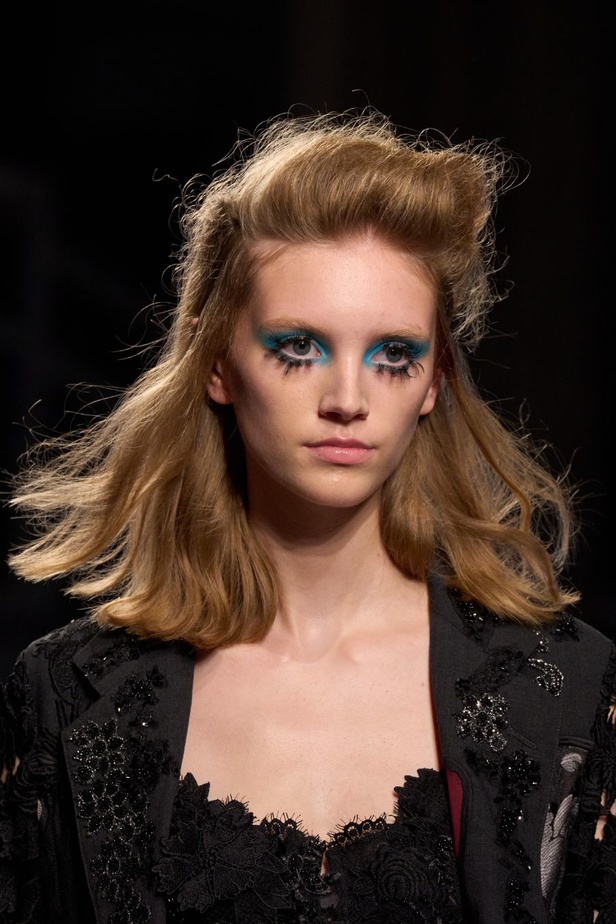 إطلالة المرأة اليومية بكل أسلوب أناقتها تحييها مجموعة Antonio Marras لموسم ربيع وصيف 2024 في ميلانو