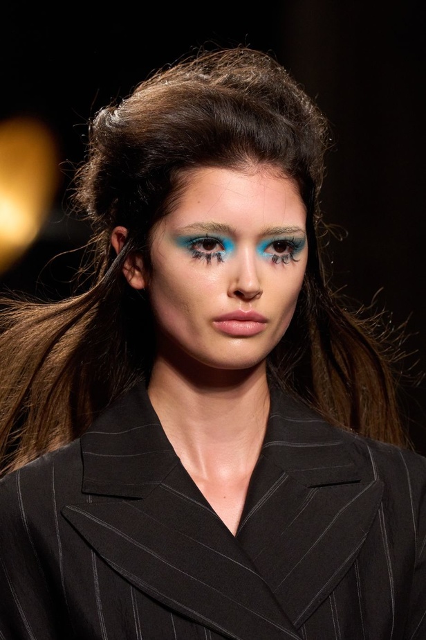 إطلالة المرأة اليومية بكل أسلوب أناقتها تحييها مجموعة Antonio Marras لموسم ربيع وصيف 2024 في ميلانو