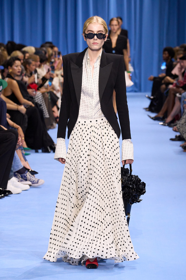 مجموعة Balmain لموسم ربيع وصيف 2024