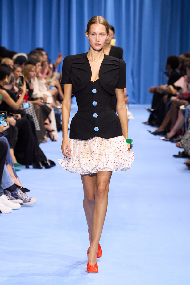 مجموعة Balmain لموسم ربيع وصيف 2024