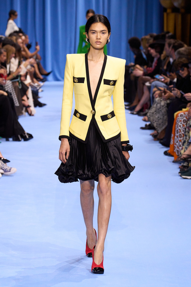 مجموعة Balmain لموسم ربيع وصيف 2024