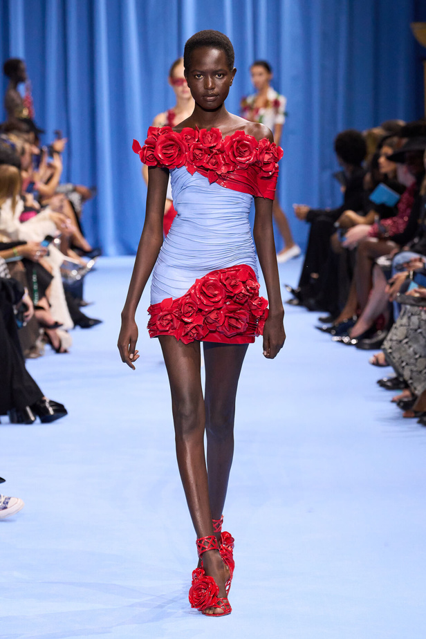 مجموعة Balmain لموسم ربيع وصيف 2024