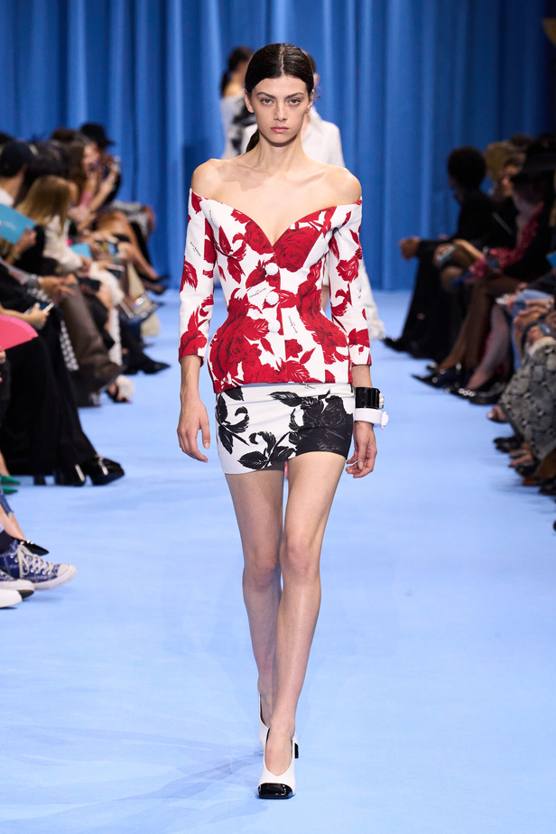 مجموعة Balmain لموسم ربيع وصيف 2024