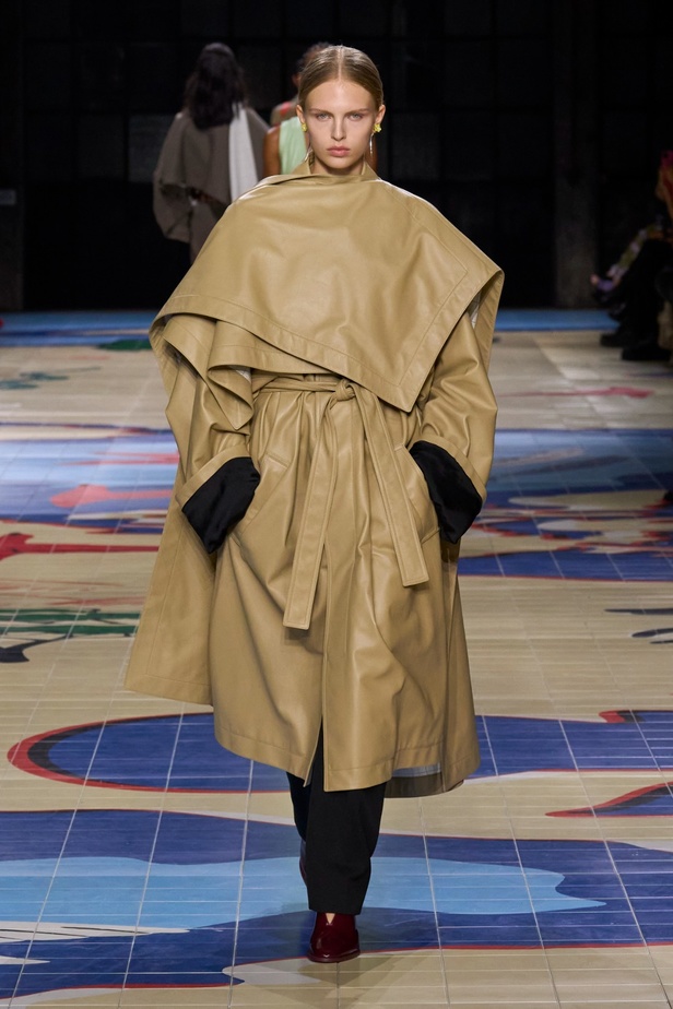 مجموعة Bottega Veneta لربيع وصيف 2024 